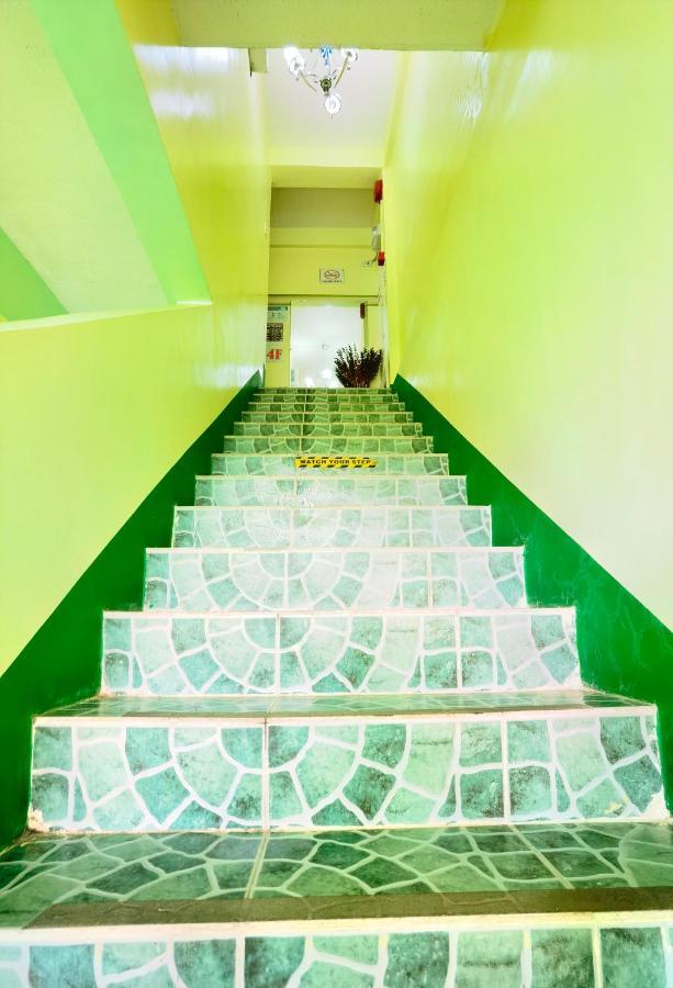 Reddoorz At D128 Lodge Cagayan Valley Tuguegarao City Exterior photo
